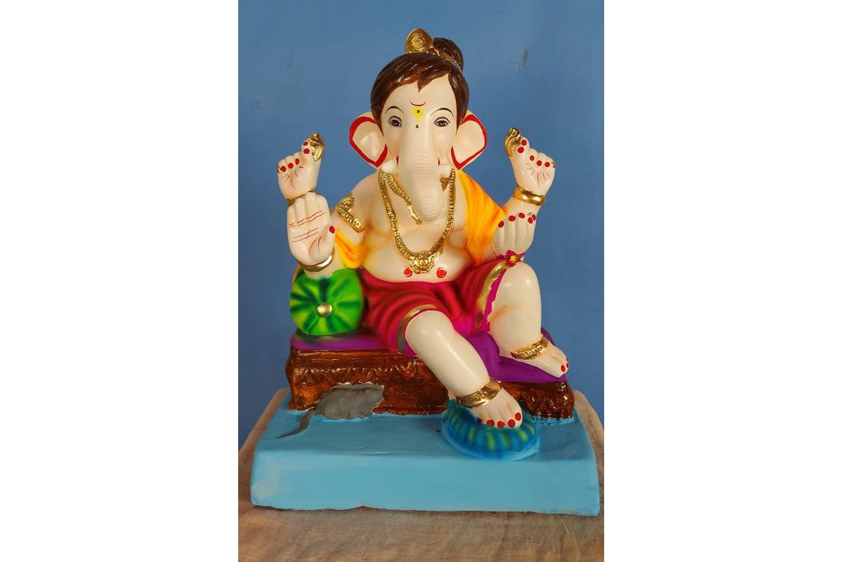Shadu Mati Ganpati Murti photograph 13