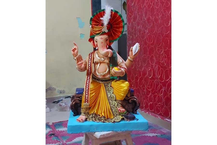 Shadu Mati Ganpati Murti photograph 27