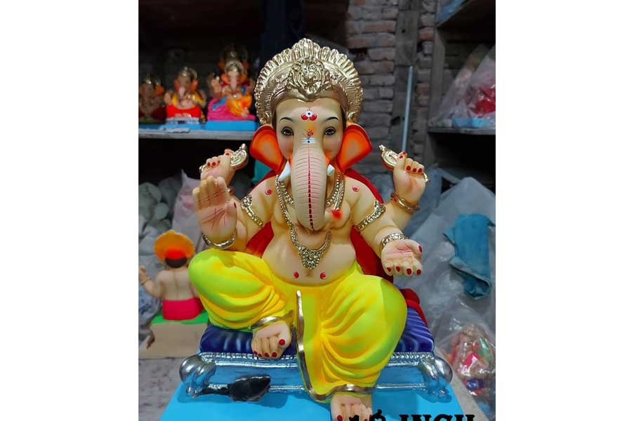 Shadu Mati Ganpati Murti photograph 38